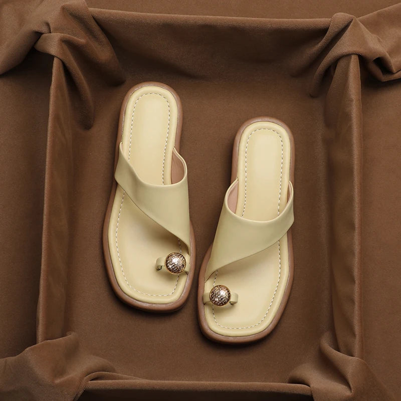 Lucia Sandal