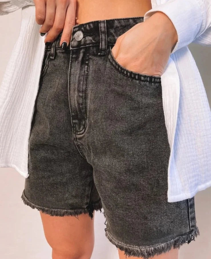 Original Boyfriend Jean Short